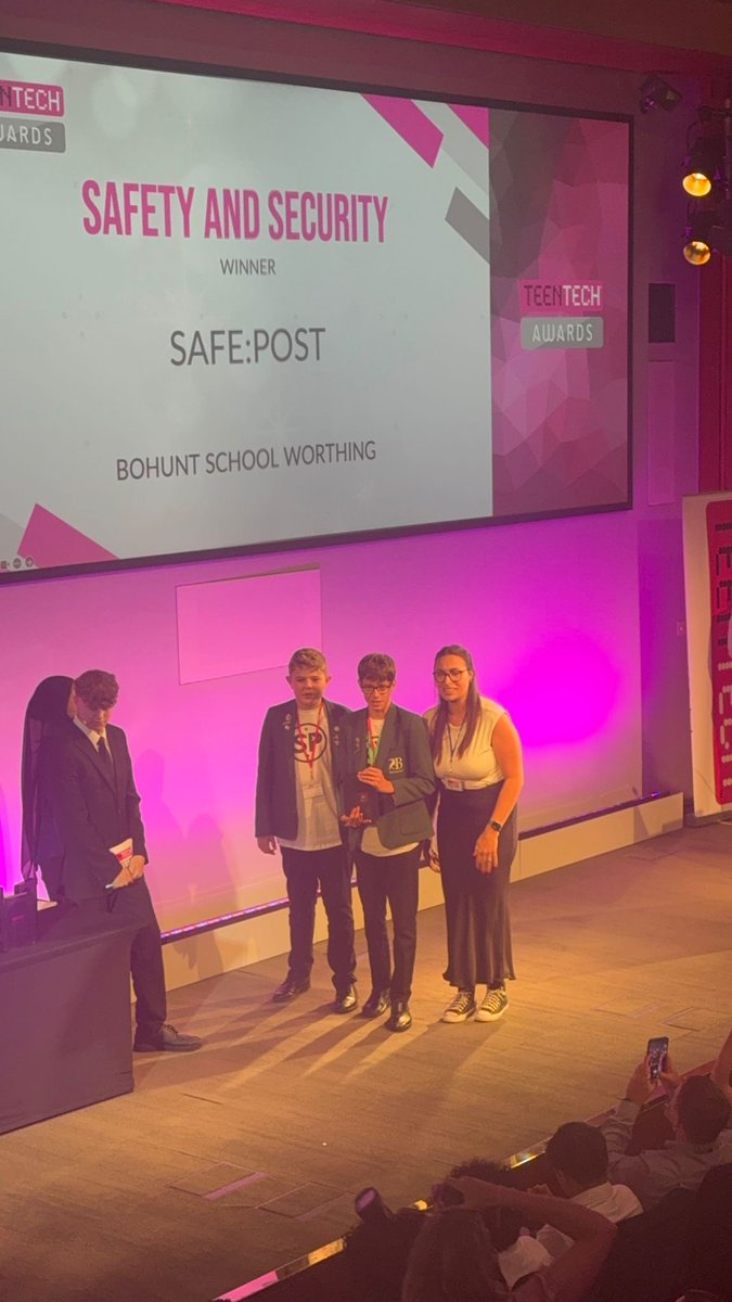 Bohunt Worthing tweet media