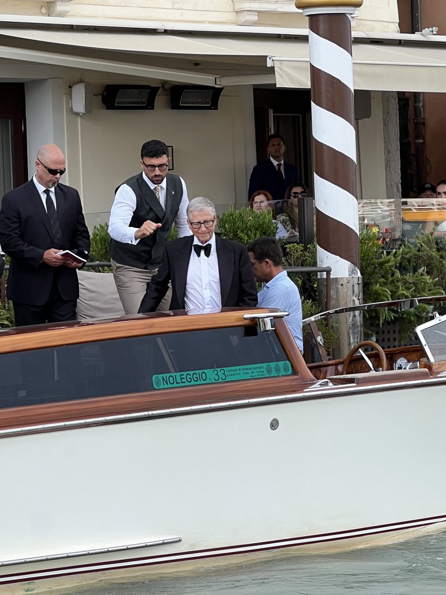 Bill Gates heads for Bezos bash