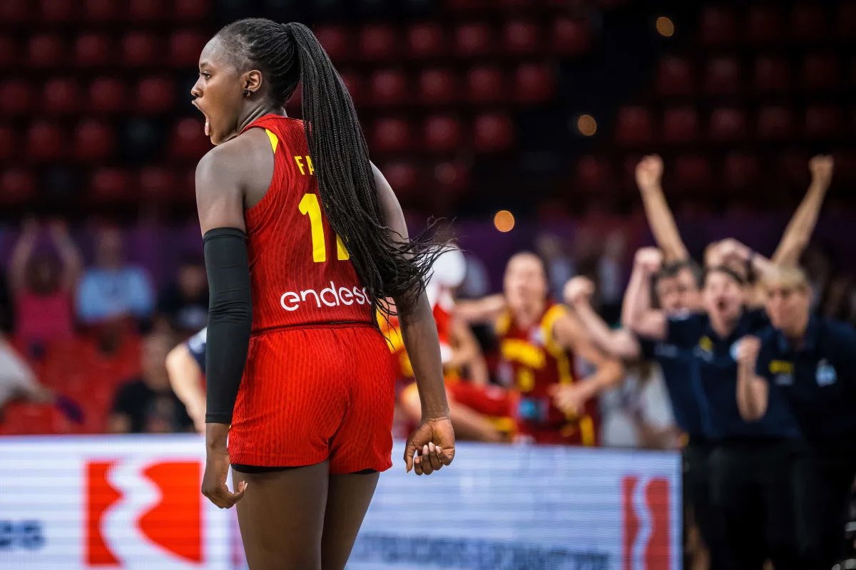 anaislopez23's tweet image. La ilusión y los ovarios del tamaño del Everest