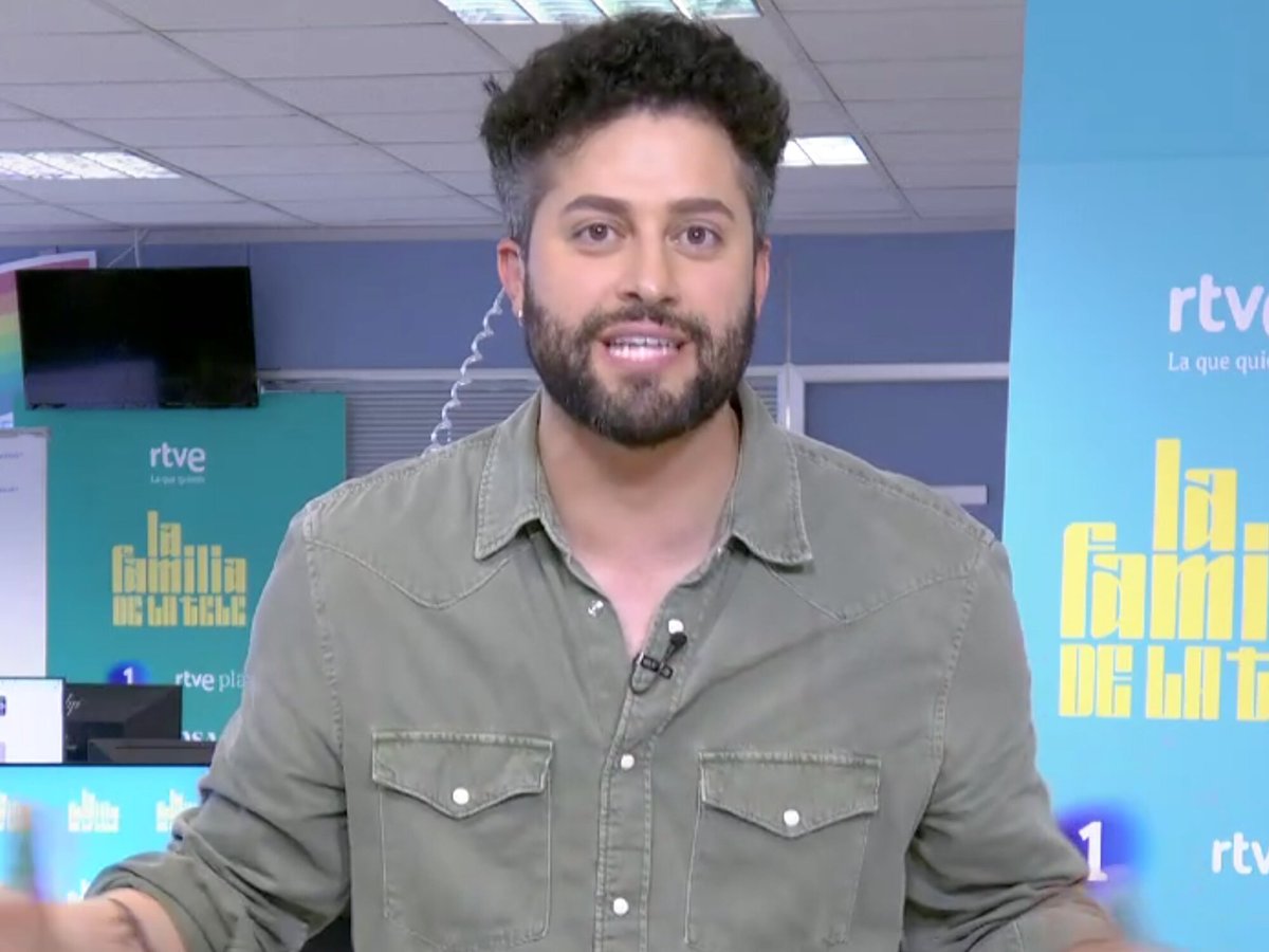 Cuando el nuevo presentador él