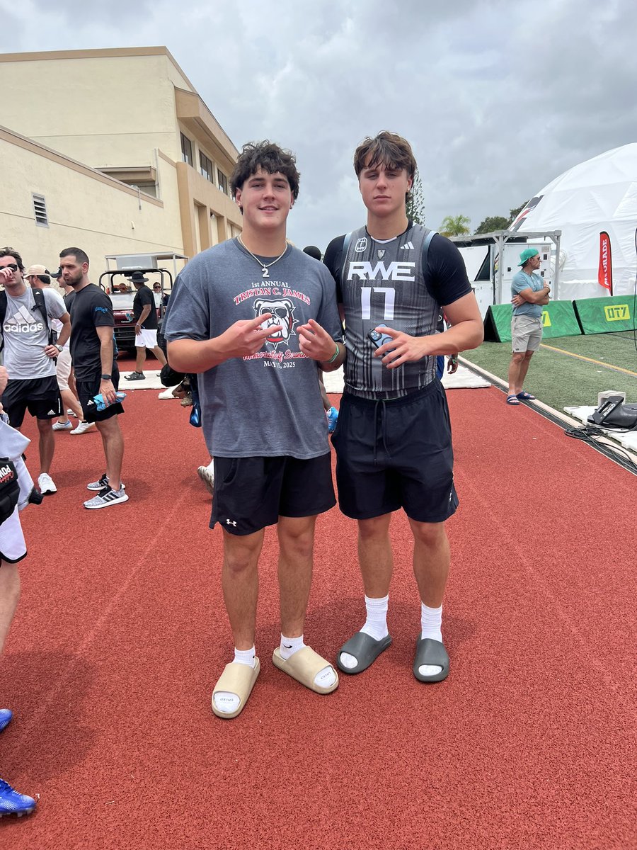 Rusty Mansell (@rustymansell_) on Twitter photo Same team today, same team in future.. Georgia commits <a href="/Jaredcurtis37/">Jared Curtis 2026 QB</a> and <a href="/Linckeyes/">Lincoln Keyes</a> <a href="/DawgsHQ/">DawgsHQ</a> at OT7 finals. Same team today, same team in future.. Georgia commits <a href="/Jaredcurtis37/">Jared Curtis 2026 QB</a> and <a href="/Linckeyes/">Lincoln Keyes</a> <a href="/DawgsHQ/">DawgsHQ</a> at OT7 finals.