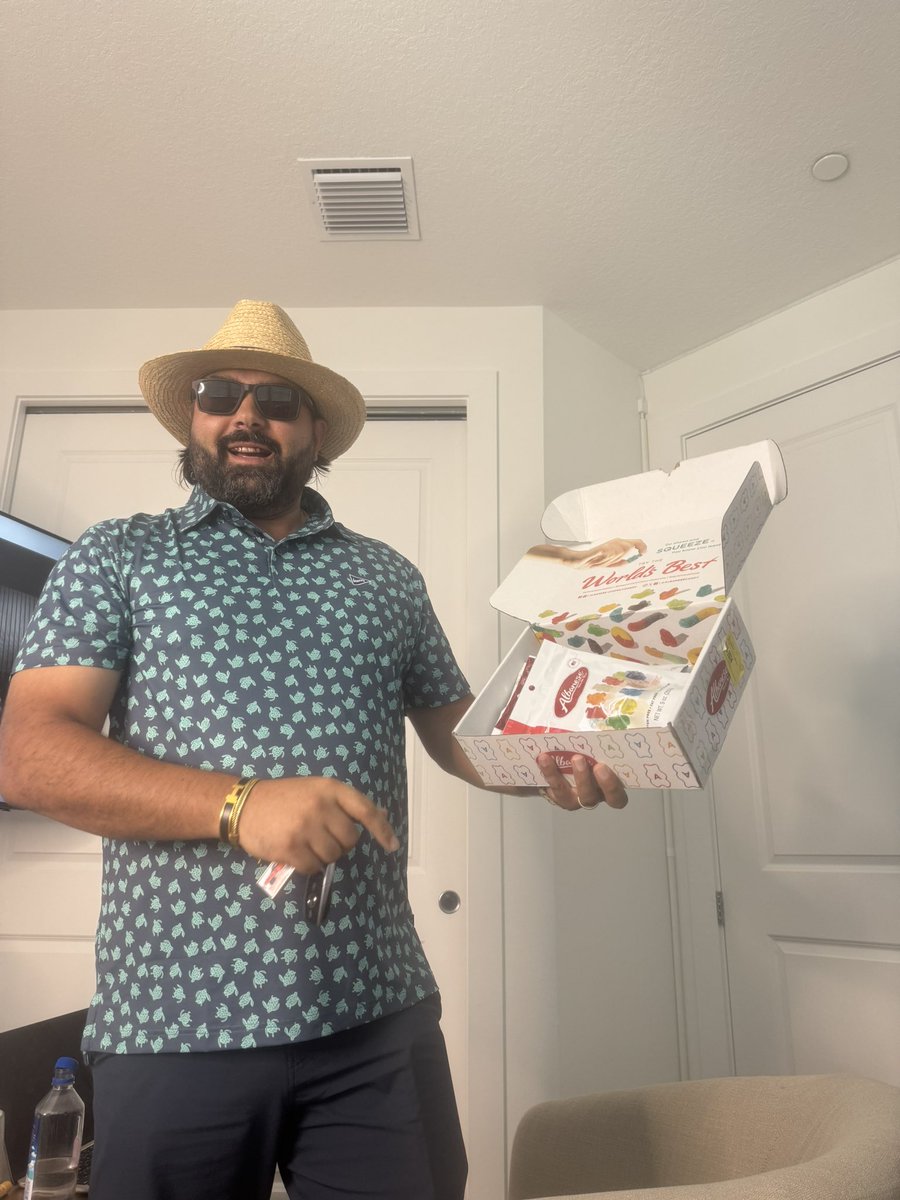 Binyamin (@ohwowthejet) on Twitter photo Everybody please go wish <a href="/Cutsysays/">Joey Coldcuts</a> a happy 56th birthday! Truly one of the wildest humans you will ever meet and the ultimate ride or die. Still canāt chip for shit tho Everybody please go wish <a href="/Cutsysays/">Joey Coldcuts</a> a happy 56th birthday! Truly one of the wildest humans you will ever meet and the ultimate ride or die. Still canāt chip for shit tho