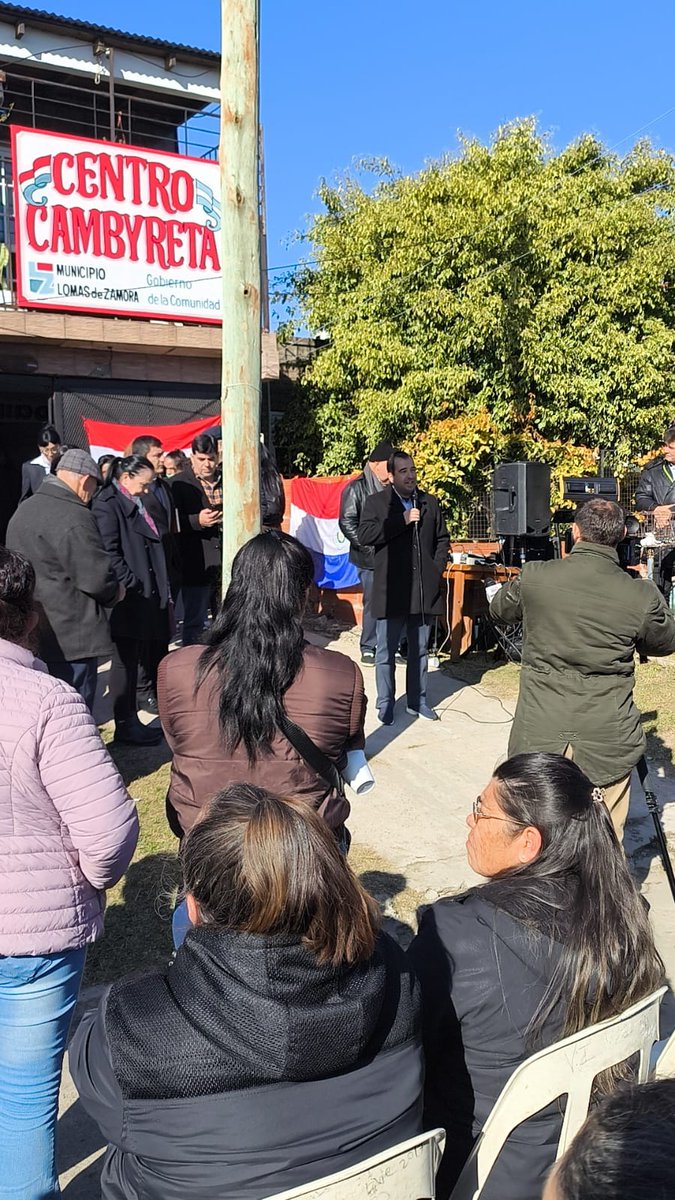 LOMAS DE ZAMORA🇦🇷🇵🇾 Apertura Legislativa con compatriotas.

#HOY Iniciamos la jornada compartiendo un importante espacio de diálogo con la Colectividad Paraguaya en el Centro Cambyreta de Lomas de Zamora, donde compartimos un valioso encuentro.

💪🇵🇾