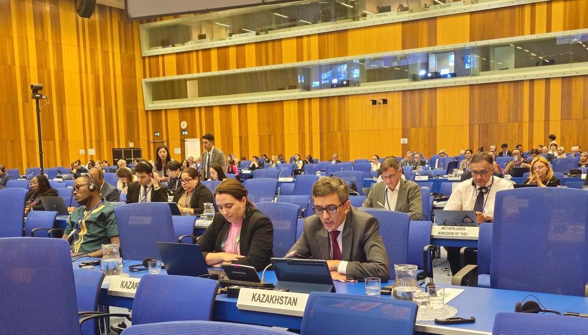Kazakhstan_AT's tweet image. 🌍🚀 Kazakhstan Reaffirms Commitment to Peaceful Use of Outer Space

📍 Vienna, 27 June 2025 – At the 68th session of the UN Committee on the Peaceful Uses of Outer Space (#COPUOS), Kazakhstan’s delegation emphasized the country’s strong support for the #Space2030 Agenda and the…