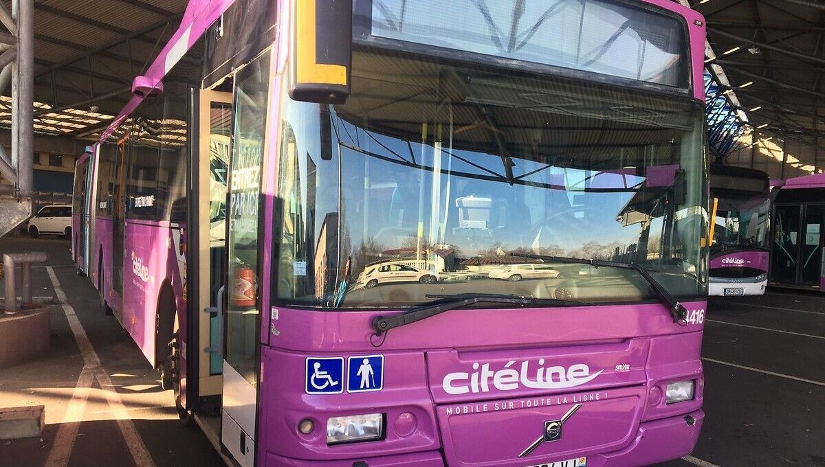 ici_officiel's tweet image. Un contrôleur de bus gravement blessé après avoir été agressé par une dizaine d&apos;individus à Uckange
➡️ l.ici.fr/tco