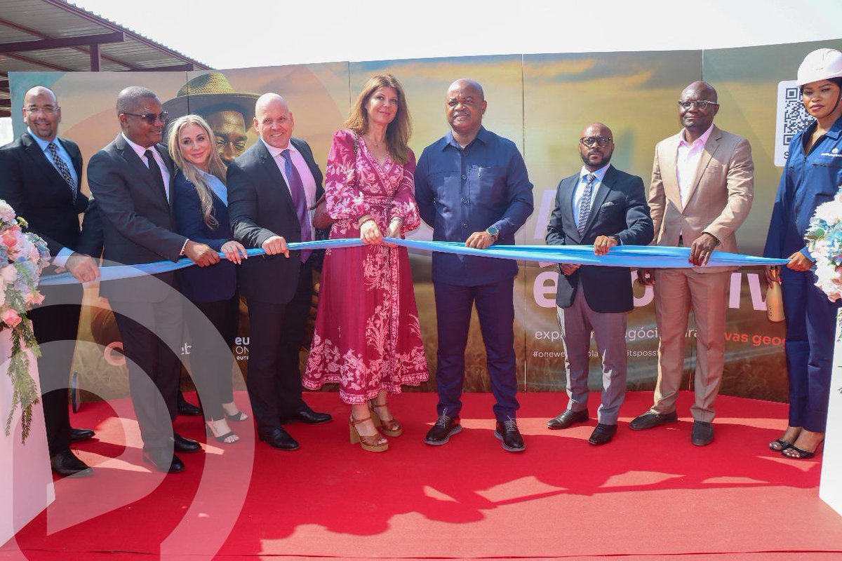 Following the recent inauguration of our new ground station in Luanda, Eutelsat has secured a definitive 15-year licence to operate our OneWeb LEO connectivity services in Angola.

This achievement makes Eutelsat the first LEO operator with an operational licence in the country.