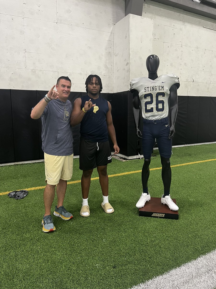 Quenton Nelson (@d1quenton) on Twitter photo Thank you <a href="/HPUFootball/">Howard Payne University Football</a> for hosting a great camp yesterday and thank you <a href="/CoachSnyde/">Will</a> for the invite
<a href="/CoachRCollins/">Coach Reed Collins</a> <a href="/modle1112/">Michael Odle</a> <a href="/Coach_Olla/">Nick Olla</a> <a href="/CoachMcLa/">Gabe McLaughlin</a> <a href="/sa_performance/">SAPerformance</a> <a href="/_DREAMENTANLITY/">CoachBoom</a> <a href="/OJsimpso32/">OJ Simpson</a> <a href="/CoachJMcNeal/">Jerry McNeal Sr.</a> Thank you <a href="/HPUFootball/">Howard Payne University Football</a> for hosting a great camp yesterday and thank you <a href="/CoachSnyde/">Will</a> for the invite
<a href="/CoachRCollins/">Coach Reed Collins</a> <a href="/modle1112/">Michael Odle</a> <a href="/Coach_Olla/">Nick Olla</a> <a href="/CoachMcLa/">Gabe McLaughlin</a> <a href="/sa_performance/">SAPerformance</a> <a href="/_DREAMENTANLITY/">CoachBoom</a> <a href="/OJsimpso32/">OJ Simpson</a> <a href="/CoachJMcNeal/">Jerry McNeal Sr.</a>