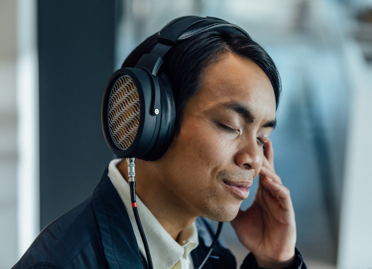 Obsessive about detail. Uncompromising on sound.

Warwick Acoustics creates audio systems for those who expect more. 

More precision. More emotion. More from your music.

Take a look at our portfolio here: bit.ly/3ALfpKV

#Headphones
