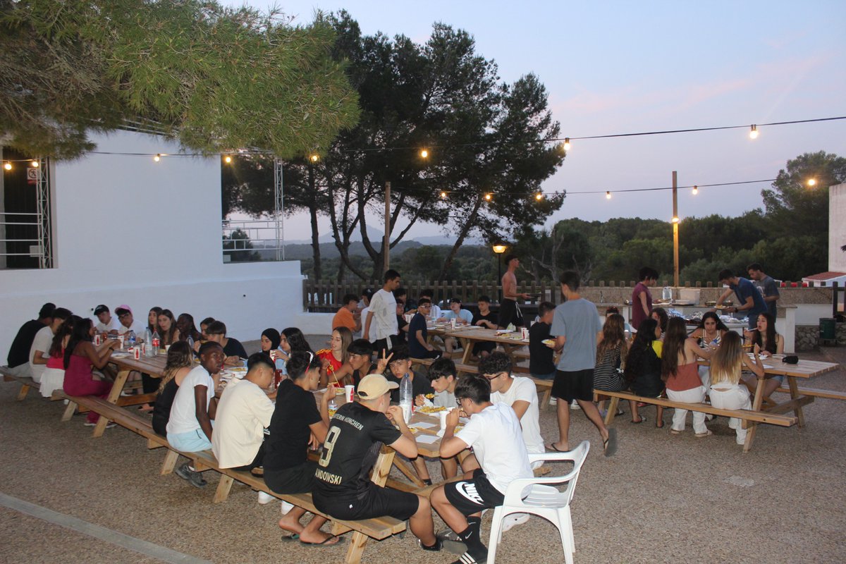 Oms i de Prat tweet media