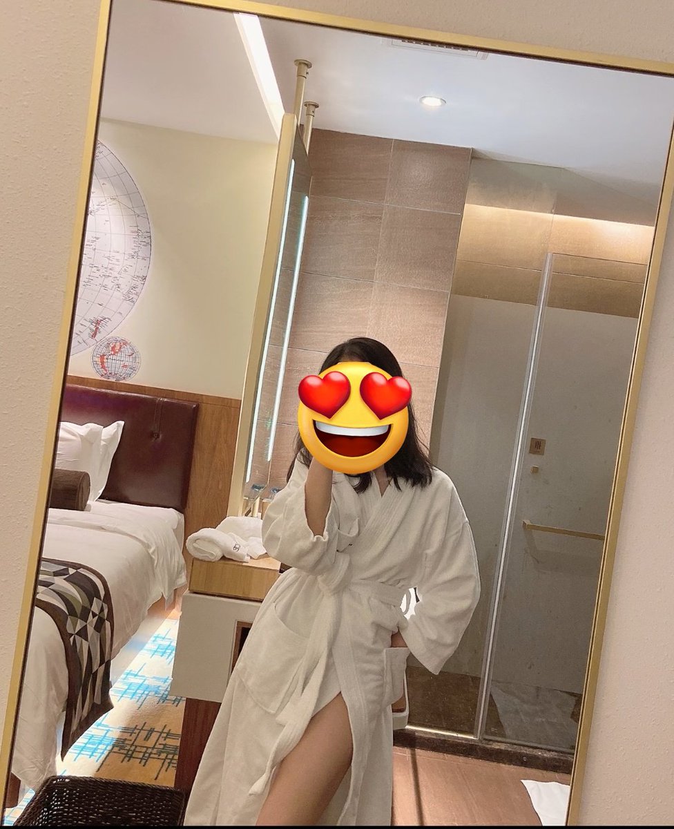 在酒店了，喆菲