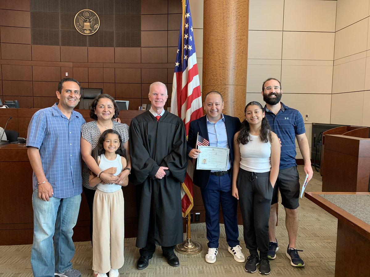 Joey Zanaboni (@joey_zana) on Twitter photo Congrats to <a href="/stlCITYsc/">St Louis CITY SC</a> broadcaster Hector Vega on officially becoming an American citizen this morning! Congrats to <a href="/stlCITYsc/">St Louis CITY SC</a> broadcaster Hector Vega on officially becoming an American citizen this morning!