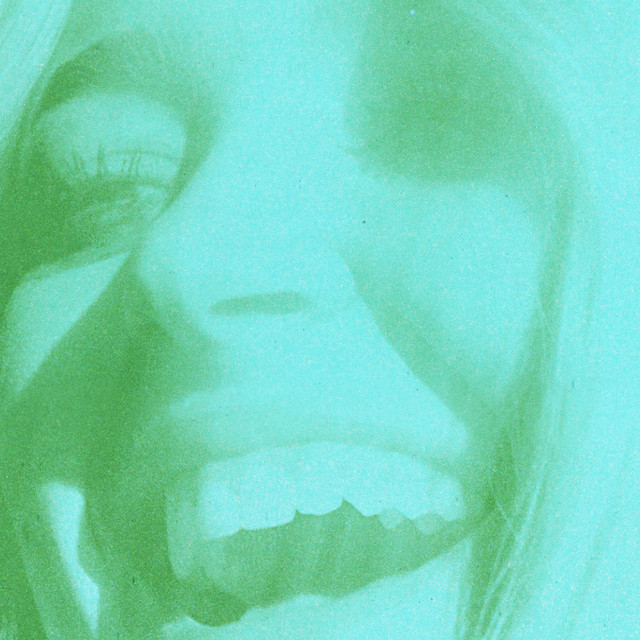 #NowPlaying 
Dear Boy「Kelly Green」(2025年)

連れを送って帰宅しました～今日は今の場所に引っ越してきて4年近く経つのにほとんど会うことが無かった他の住民の皆さん数名に遭遇する妙な日でしたw

フォロワーさんのおかげでリリースされている事を知ったDear Boyの最高新曲でおやすみなさい💤