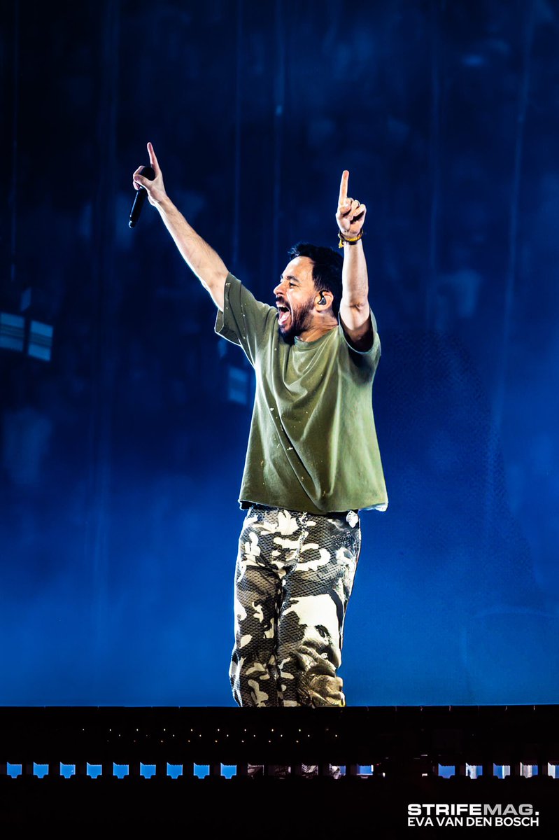 StrifeMagazine's tweet photo. CONCERT REVIEW:
We saw Linkin Park last night!

Check out our review and photos below ⬇️ https://t.co/U867HJ9sy5