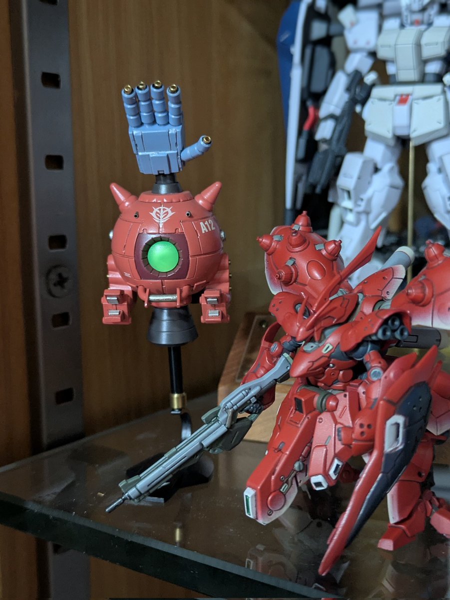 たくさんの方々に見て頂き嬉しく思います!ありがとうございました😭🙇
#シャア専用ボール