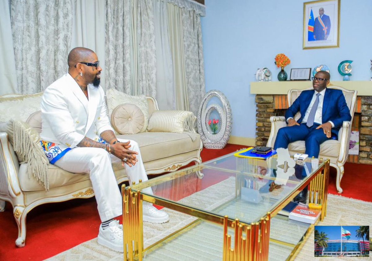 Je tiens à remercier vivement Son Excellence Monsieur le Gouverneur Jacques Kyabula Katwe pour son accueil chaleureux et son engagement envers le développement de Lubumbashi. Un grand merci également au peuple Lushois, je reviendrai bientôt pour un grand concert. 

#FerreGola 🙌🏾