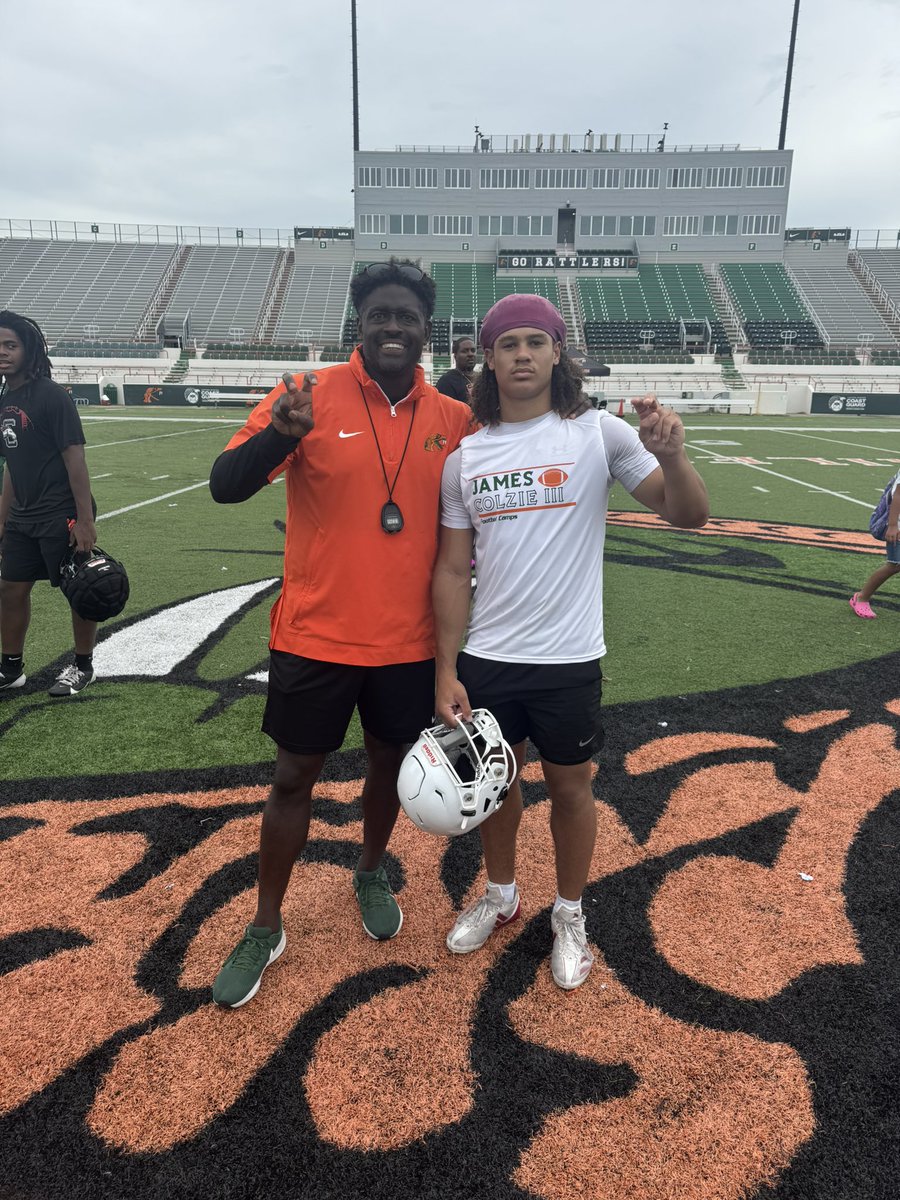 hudson_h3's tweet image. Had an GREAT time at the FAMU camp. Appreciated the chance to meet and learn from the coaching staff! @CoachAndrePope @roshaun01 @CoachWeston_ @CoachColzie #ballin #CO2026 #SrSzn #Rattlers #FAMU