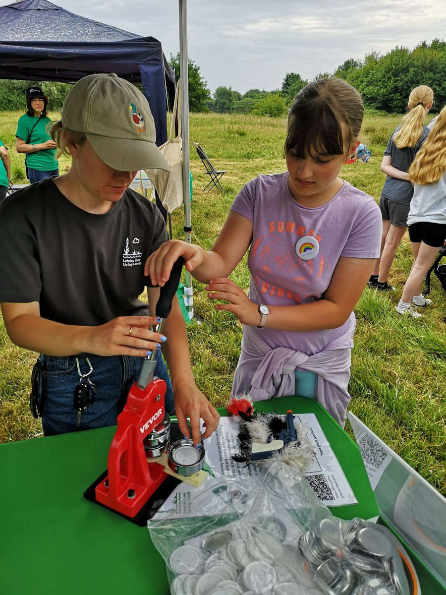 Conservation Volunteers St Mellons & Trowbridge (@conservationvst) on Twitter photo <a href="/BumblebeeTrust/">Bumblebee Conservation Trust</a> Thank you to all the stall holders for attending. <a href="/sharon_magill/">Sharon Magill</a> for sharing her time &talent. People loved making their own beautiful cyanotype prints. Sam <a href="/ourlivinglevels/">Our Living Levels</a> bringing crafts for the kids and lots of information about wildlife on the Gwent Levels 💚 <a href="/BumblebeeTrust/">Bumblebee Conservation Trust</a> Thank you to all the stall holders for attending. <a href="/sharon_magill/">Sharon Magill</a> for sharing her time &talent. People loved making their own beautiful cyanotype prints. Sam <a href="/ourlivinglevels/">Our Living Levels</a> bringing crafts for the kids and lots of information about wildlife on the Gwent Levels 💚