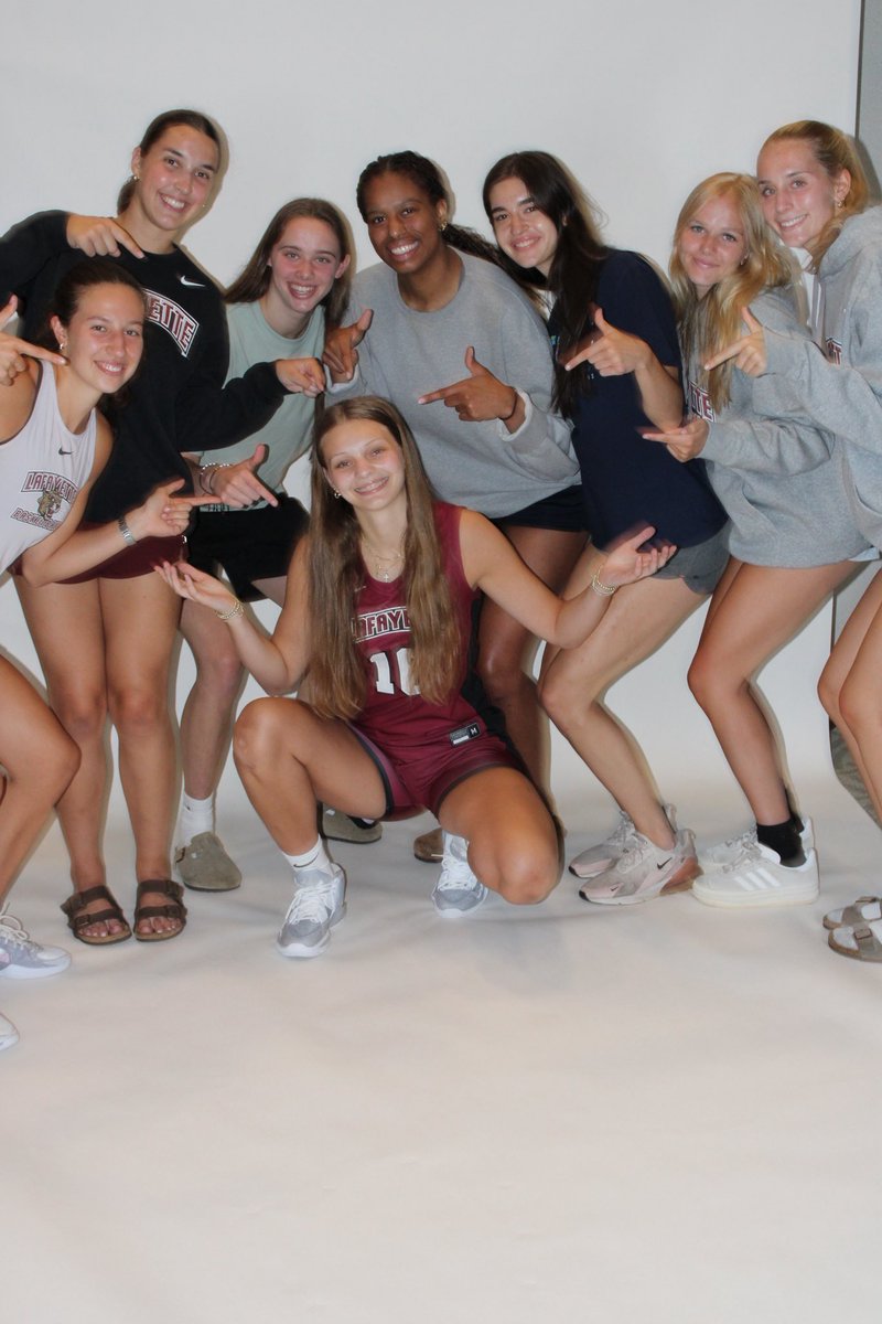 josie_fontana's tweet image. I had an amazing visit at Lafayette! Thank you for having me!
@Key_ah_Tweets @Tom_Lochner @coachrobinsonj @JohnHannafin2
@LafayetteWBB