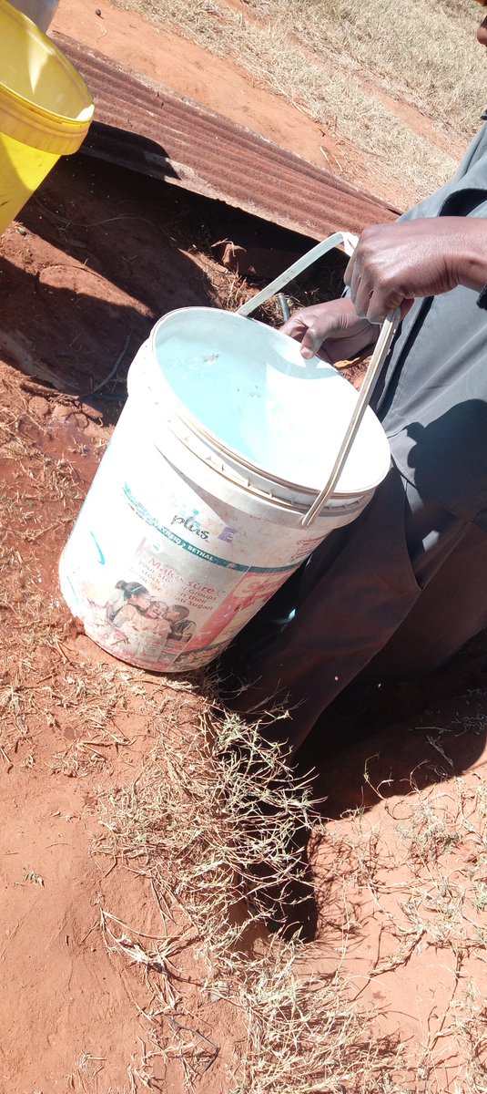 Oratile_mratii's tweet photo. Water crisis hits our village of Kraaipan in North West province hard! Despite taps being installed years ago, some areas still struggle to get supply. When will the authorities step in?

 #WaterIsARight #KraaipanDeservesBetter https://t.co/skGFcXhzI6