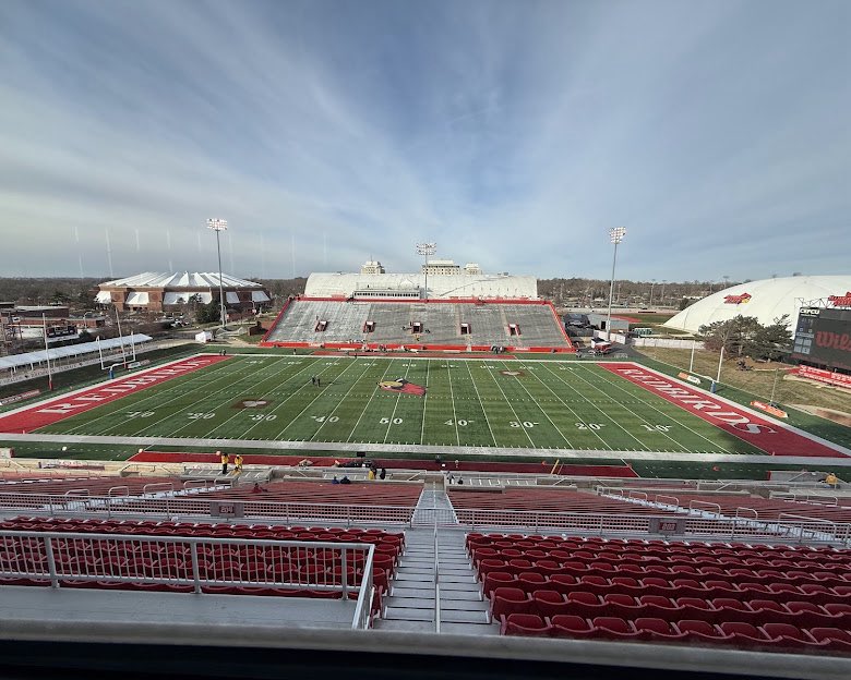h_samolinski's tweet image. #AGTG After an amazing conversation with @CoachBenBlack I am so grateful to say I have received a full scholarship to play football for @ISURedbirds! Thank you so much for the opportunity to continue my career and education. @CoachPannone @bjsamolinski @WinneconneFB @Coach_Spack…