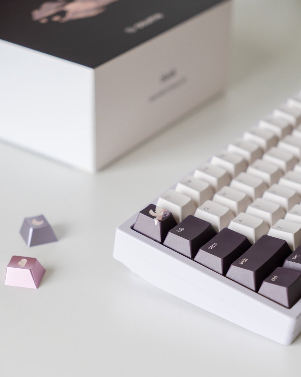 osumekeys's tweet photo. do you prefer the pink or purple accents on the dusk set? ๐ฉท๐
whichever you prefer, we have a metal artisan to perfectly compliment your accent of choice. you can find everything on our website at https://t.co/iQgMZPZpRT!
#osume #keebs #cutekeycaps #cozydesk #cutekeyboards https://t.co/w7OACqmrLN