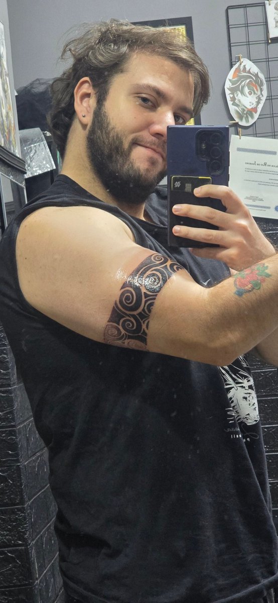Lufferanha's tweet image. Minha tatuagem de gintama,  o melhor anime ja feito.