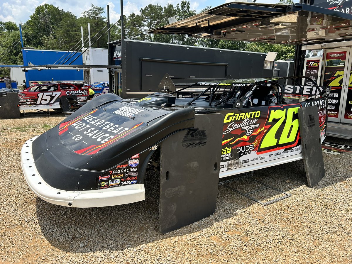 Hunt the Front Super Dirt Series tweet media