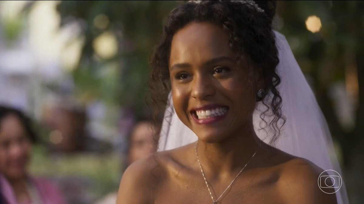 gabi. (@gabriellencmt) on Twitter photo 