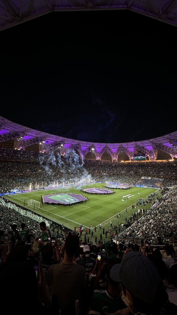 ودعت بك عام مضى واقبلت بك عام جديد💚🤍