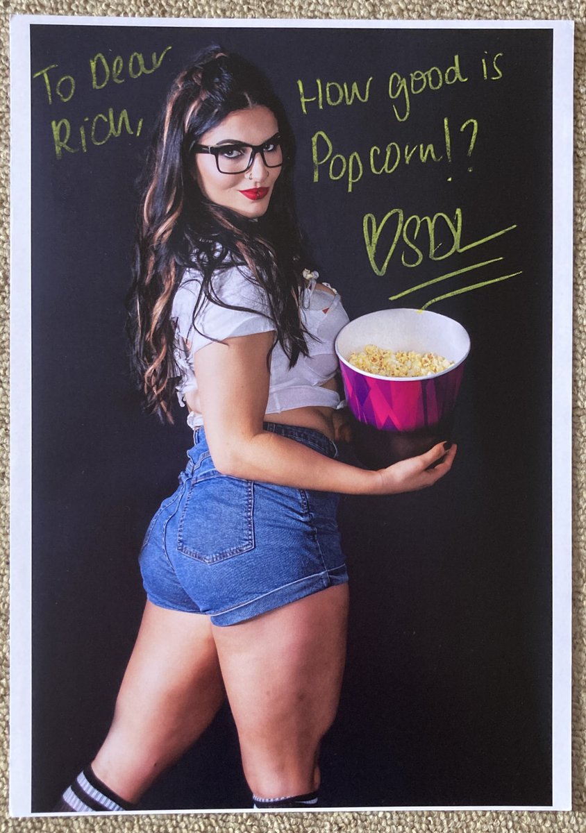 StuffDeLander's tweet image. Sƚҽρԋ Dҽ Lαɳԃҽɾ Pԋσƚσ 27

I popped!!! @stephdelander 🐍💚 

#SDL #StephDeLander #PythonPowerhouse #FaceBrooke  🇦🇺🏴󠁧󠁢󠁷󠁬󠁳󠁿