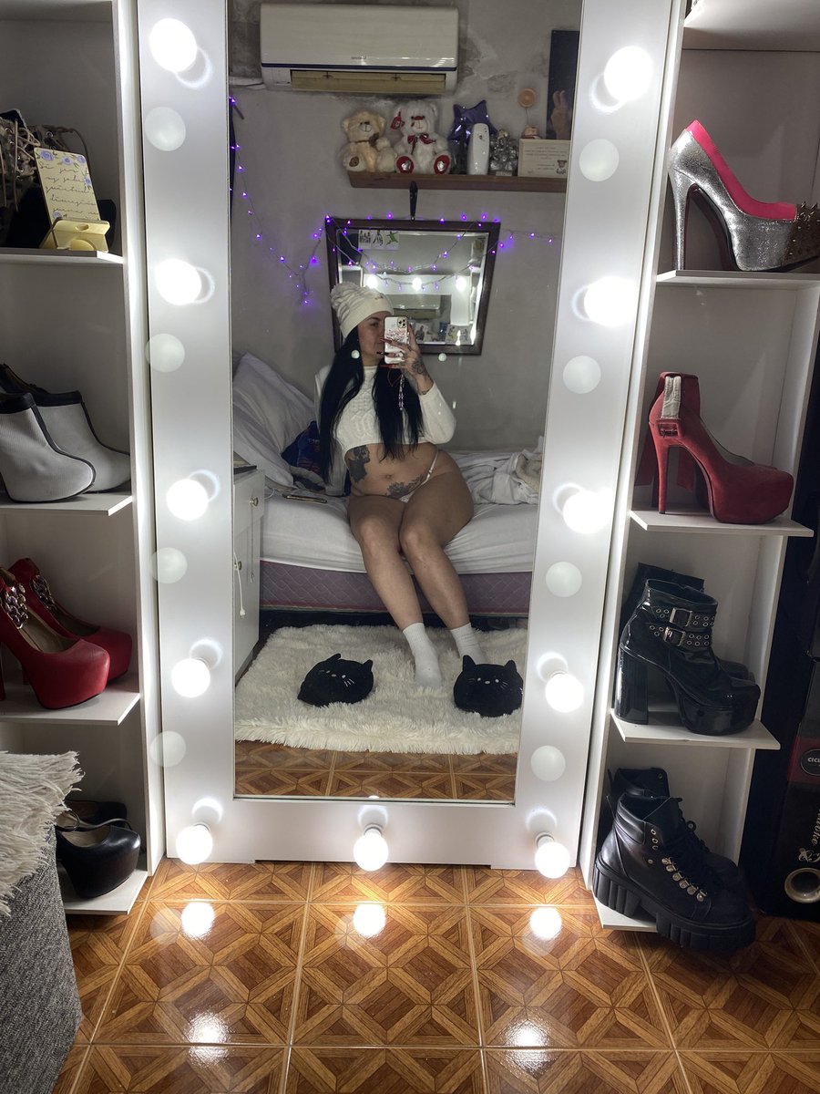 Hace mas frio en mi pieza que en la calle 🤍🥶☃️❄️
Seguime en Cafecito cafecito.app/sabryloveok