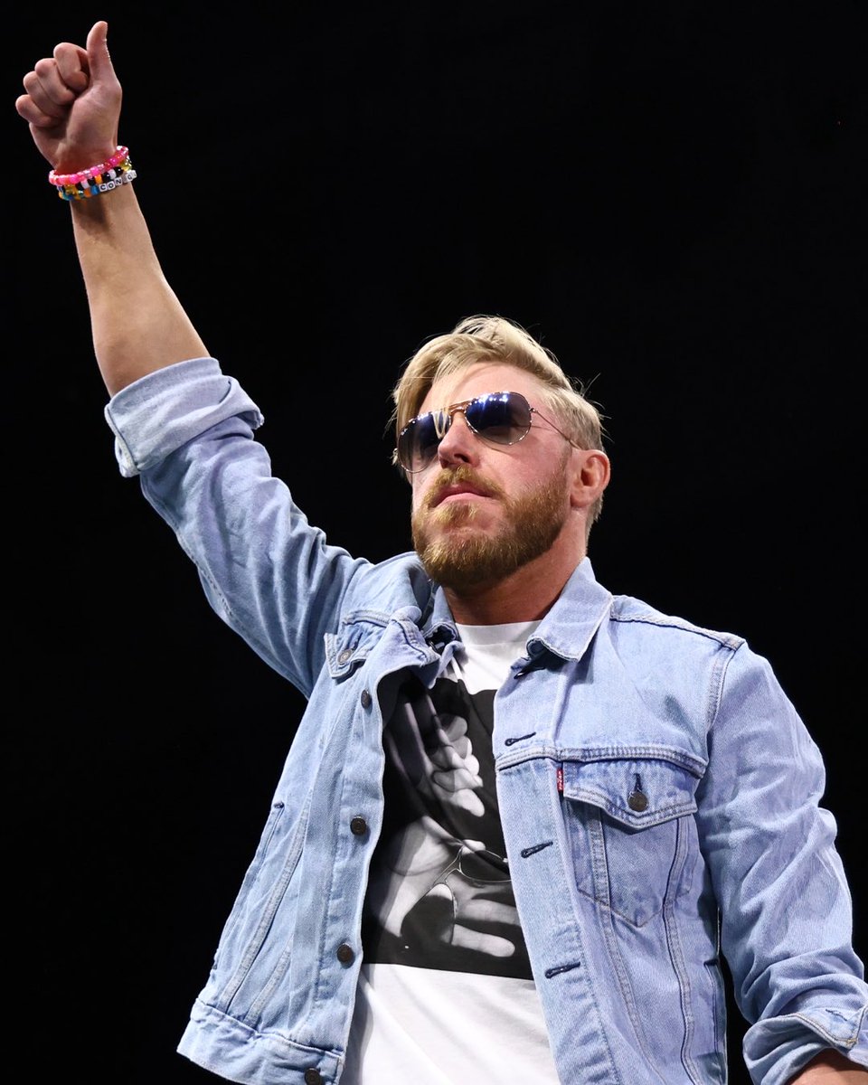 What a drag... ϟ NOT @OrangeCassidy. tweet media