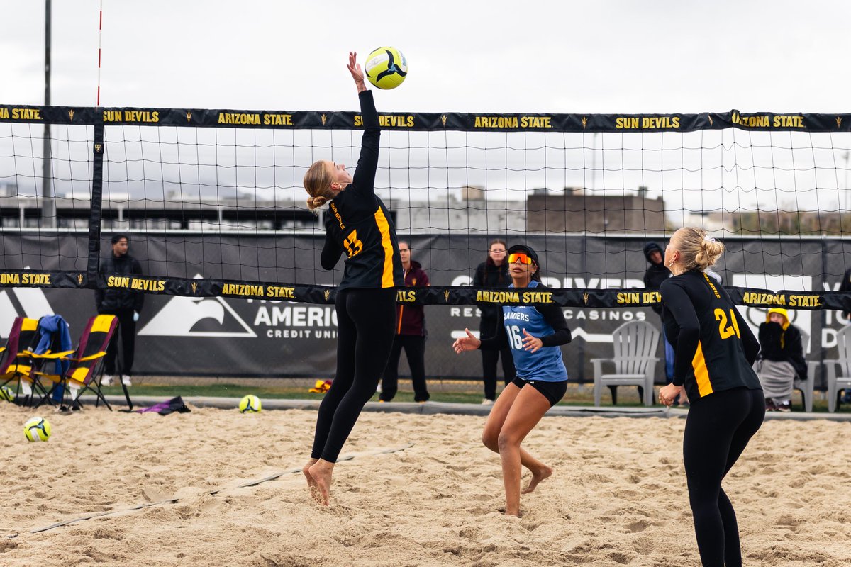 SunDevilBeachVB's tweet image. AK locked in this year 😎

Ava Kirunchyk is currently tied for 18th in the ASU record book for career wins as a Sun Devil (32). She also was 7th for single season wins with 22! 👏👏

#SandDevils /// #ForksUp
