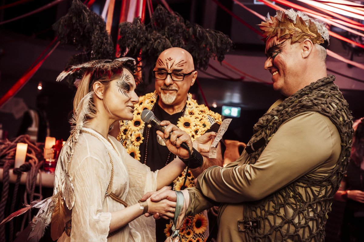 Vish Nangalia, setup
Seren, welfare lead
Roxxi, insta live
Anna Kii &amp; Will Stephens, shibari performance (&amp; handfasting couple) + Sasha
instagram.com/teodora.andris…
