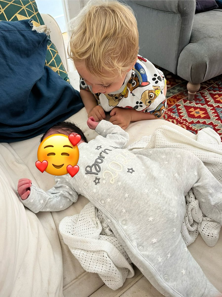 Born: 18.06.2025
Weight: 3.8kg
Time: 11.42am
Baby boy 💙 
Tiger 🐯 is making an excellent big brother! 
Born at home. My second smooth home birth - feeling very lucky 🥰