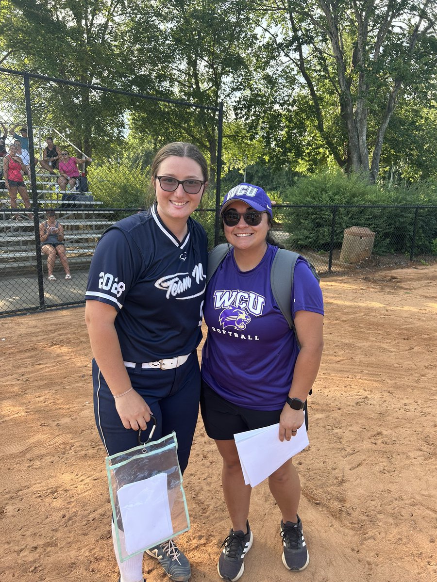 Camryn O’Connor (@camrynoconnor09) on Twitter photo Good day yesterday <a href="/DDSBandEvents/">Diamond Direction</a> thank you to all the coaches and players who made it so much fun!
<a href="/teamnclilley/">Team NC Lilley/Smith</a> Good day yesterday <a href="/DDSBandEvents/">Diamond Direction</a> thank you to all the coaches and players who made it so much fun!
<a href="/teamnclilley/">Team NC Lilley/Smith</a>