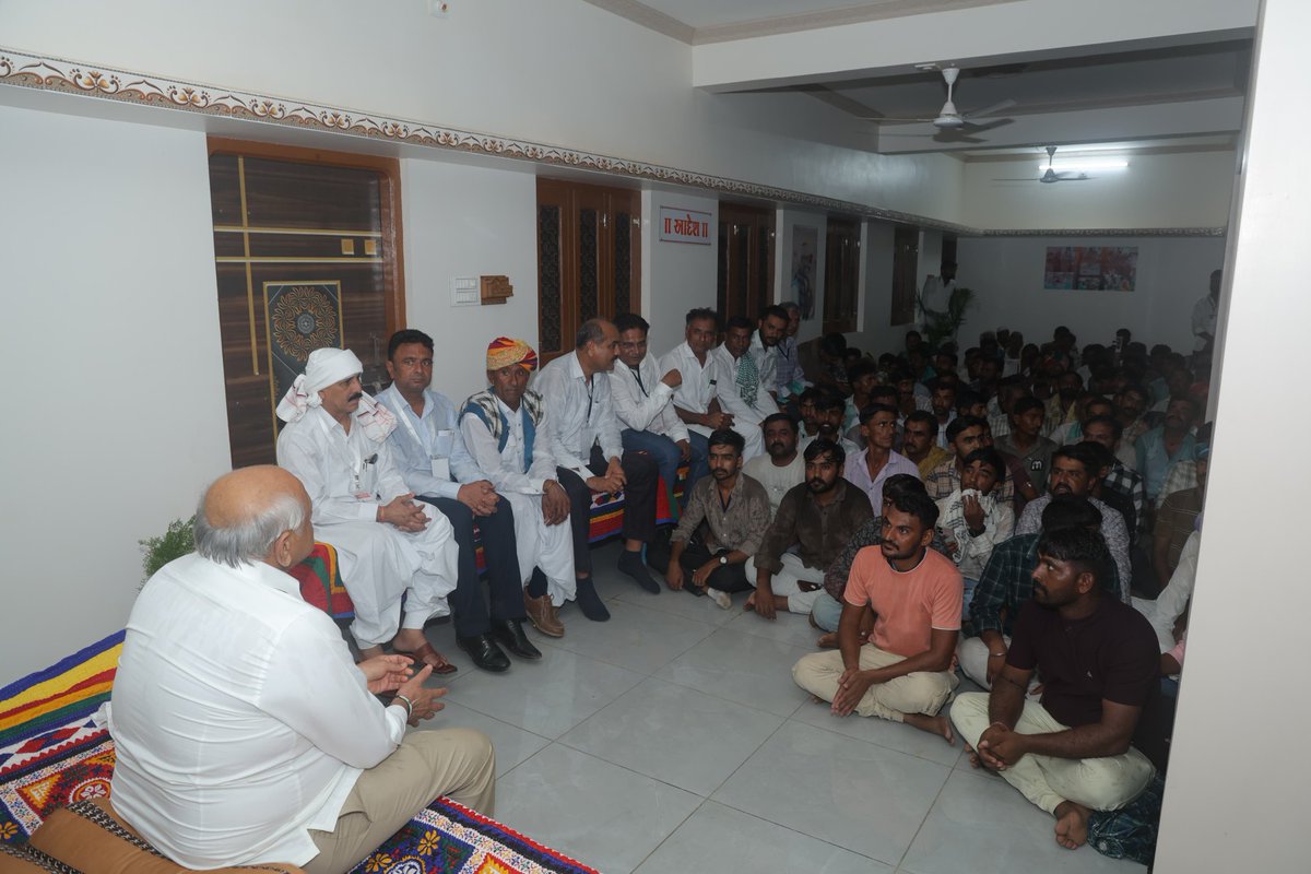CMO Gujarat (@cmoguj) on Twitter photo เชฎเซเชเซเชฏเชฎเชเชคเซเชฐเซ เชถเซเชฐเซ เชญเซเชชเซเชจเซเชฆเซเชฐเชญเชพเช เชชเชเซเชฒเซ เชเชเซเช เชเชฟเชฒเซเชฒเชพเชฎเชพเช เชเชตเซเชฒ 5000 เชตเชฐเซเชท เชเซเชจเซ เชนเชกเชชเซเชชเชจ เชธเชเชธเซเชเซเชคเชฟเชจเซเช เชตเชพเชฐเชธเซ เช
เชจเซ 'เชธเชฐเชนเชฆเชจเชพ เชธเชเชคเซเชฐเซ' เชคเชฐเซเชเซเชจเซ เชเชณเช เชงเชฐเชพเชตเชคเชพ เชญเชพเชฐเชค-เชชเชพเชเชฟเชธเซเชคเชพเชจ เชเชเชคเชฐเชฐเชพเชทเซเชเซเชฐเซเชฏ เชธเชฐเชนเชฆเชจเซ เชเซเชฌ เช เชจเชเซเชเชจเชพ เชเซเชฐเชจ เชเชพเชฎ เชเชพเชคเซ เชเชพเชเชฒเชพ เชฌเซเช เช เชเชฐเซ เชเซเชฐเชพเชฎเชเชจเซเชจเซ เชธเชพเชฅเซ เชเชคเซเชฎเซเชฏเชคเชพเชชเซเชฐเซเชฃ
เชธเชเชตเชพเชฆ เชธเชพเชงเซเชฏเซ เชนเชคเซ.
เชฎเชพเชจเชจเซเชฏ เชตเชกเชพเชชเซเชฐเชงเชพเชจ เชฎเซเชเซเชฏเชฎเชเชคเซเชฐเซ เชถเซเชฐเซ เชญเซเชชเซเชจเซเชฆเซเชฐเชญเชพเช เชชเชเซเชฒเซ เชเชเซเช เชเชฟเชฒเซเชฒเชพเชฎเชพเช เชเชตเซเชฒ 5000 เชตเชฐเซเชท เชเซเชจเซ เชนเชกเชชเซเชชเชจ เชธเชเชธเซเชเซเชคเชฟเชจเซเช เชตเชพเชฐเชธเซ เช
เชจเซ 'เชธเชฐเชนเชฆเชจเชพ เชธเชเชคเซเชฐเซ' เชคเชฐเซเชเซเชจเซ เชเชณเช เชงเชฐเชพเชตเชคเชพ เชญเชพเชฐเชค-เชชเชพเชเชฟเชธเซเชคเชพเชจ เชเชเชคเชฐเชฐเชพเชทเซเชเซเชฐเซเชฏ เชธเชฐเชนเชฆเชจเซ เชเซเชฌ เช เชจเชเซเชเชจเชพ เชเซเชฐเชจ เชเชพเชฎ เชเชพเชคเซ เชเชพเชเชฒเชพ เชฌเซเช เช เชเชฐเซ เชเซเชฐเชพเชฎเชเชจเซเชจเซ เชธเชพเชฅเซ เชเชคเซเชฎเซเชฏเชคเชพเชชเซเชฐเซเชฃ
เชธเชเชตเชพเชฆ เชธเชพเชงเซเชฏเซ เชนเชคเซ.
เชฎเชพเชจเชจเซเชฏ เชตเชกเชพเชชเซเชฐเชงเชพเชจ