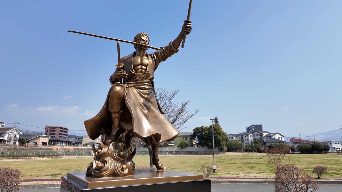 REALJackTheBus's tweet image. My favorite video I've ever created is out now
100's of hours of recording + editing has led to this
I hope you all enjoy &lt;3
"12 Hours to Find Every One Piece Statue in Japan"