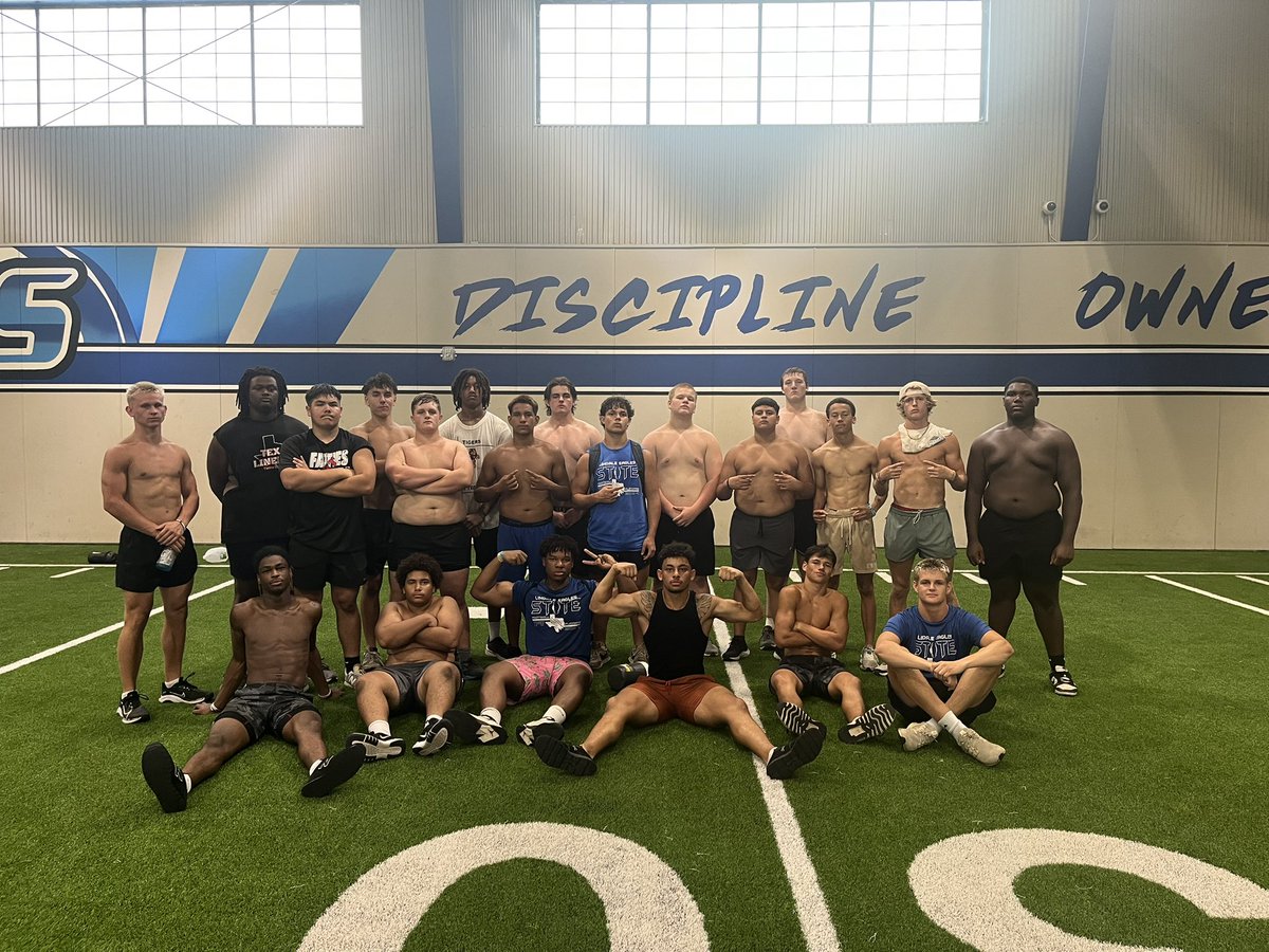 Chris Cochran (@coach_cochran) on Twitter photo We have 21 guys in our High Intensity group with 100% attendance through 4 weeks with <a href="/PCnowisthetime/">Performance Course</a>! That’s 16 for 16!!! <a href="/Lindale_FB/">Lindale Football</a> is important to them. Very proud of the work that this team put in during the month of June! #TPW 🦅 🏈 We have 21 guys in our High Intensity group with 100% attendance through 4 weeks with <a href="/PCnowisthetime/">Performance Course</a>! That’s 16 for 16!!! <a href="/Lindale_FB/">Lindale Football</a> is important to them. Very proud of the work that this team put in during the month of June! #TPW 🦅 🏈