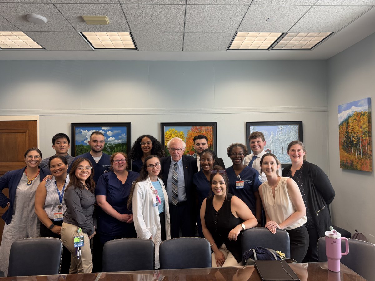 JHUNursing's tweet image. Policy shapes practice! That's what students in our Policy Honors program experienced on Capitol Hill yesterday as they met with elected officials and staffers, sharing their experiences and applying their skills to highlight the impact of cuts to Medicaid, student loan, and…