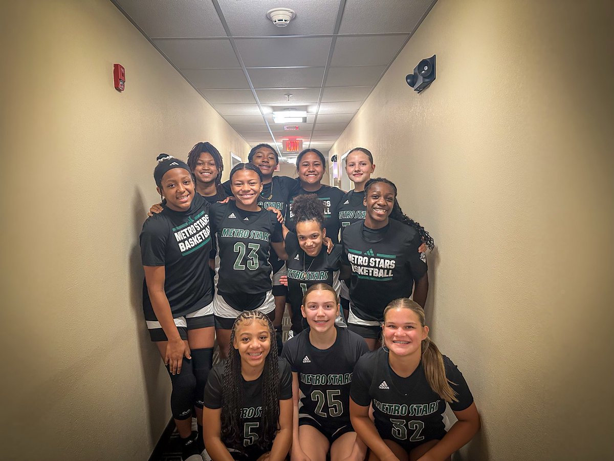 It’s Game Day in Ohio🏀💚🖤 <a href="/MnMetroStars/">MN Metro Stars</a> <a href="/ChooseHoops/">Coach T Starks</a>