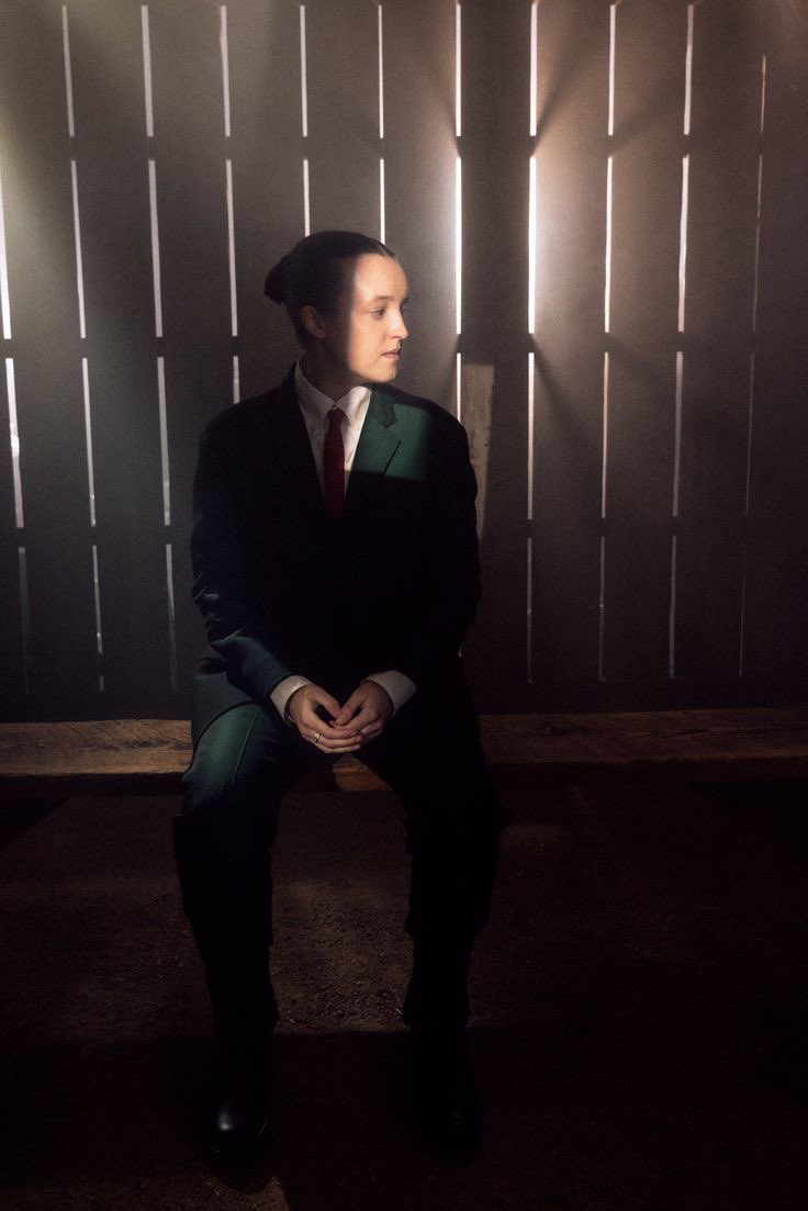 alwaysbeenbit's tweet image. waiting on @sporedyceps ‘s  ass to finally show up.  let’s get this wedding on the road ! 

@homesteadina i know you took this photo so just admit it. 

the suit is pretty badass though , i’ll give you that .