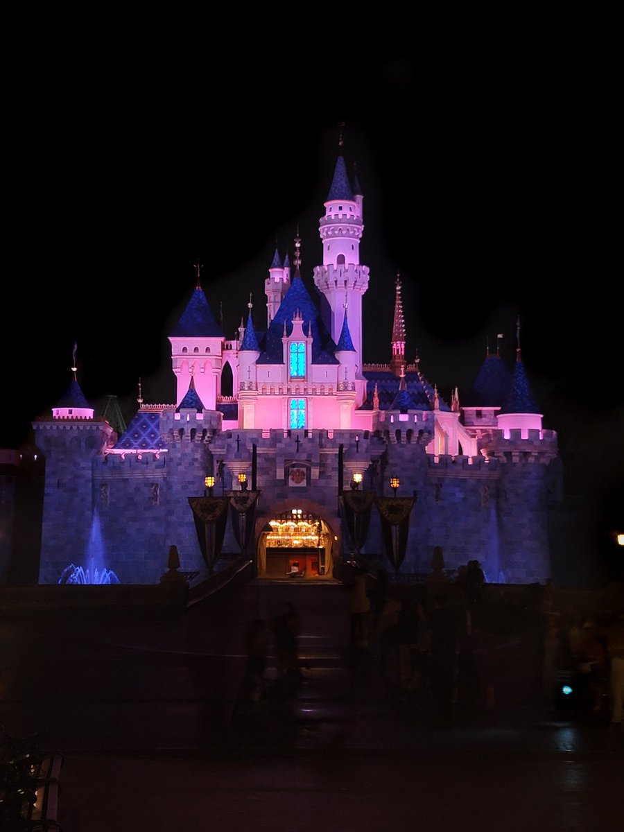 April McCutcheon tweet media