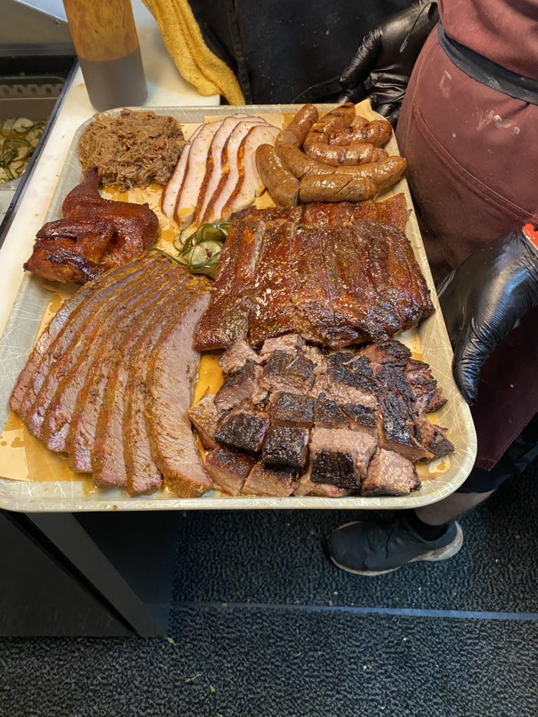 We do our #BBQ a little different around these parts in Oklahoma. 

If ya ever around wellston Oklahoma. Stop on by Butcher BBQ Stand. 

Fri ,sat, sun 11A-3P

Will fatten you up 😘🍖