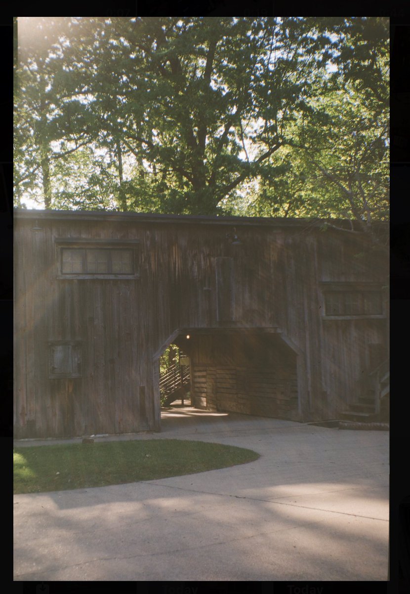 Chicken Joe 🐔 (@chickenjoestl) on Twitter photo The studio of Ernest Hemingway in Piggott, Arkansas, taken on 120 film with my 1915 Kodak Hawkeye box camera. 
He stayed here with his 2nd wife Pauline Pfeiffer from 1927-1940, and a portion of A Farewell to Arms was written here. The studio of Ernest Hemingway in Piggott, Arkansas, taken on 120 film with my 1915 Kodak Hawkeye box camera. 
He stayed here with his 2nd wife Pauline Pfeiffer from 1927-1940, and a portion of A Farewell to Arms was written here.