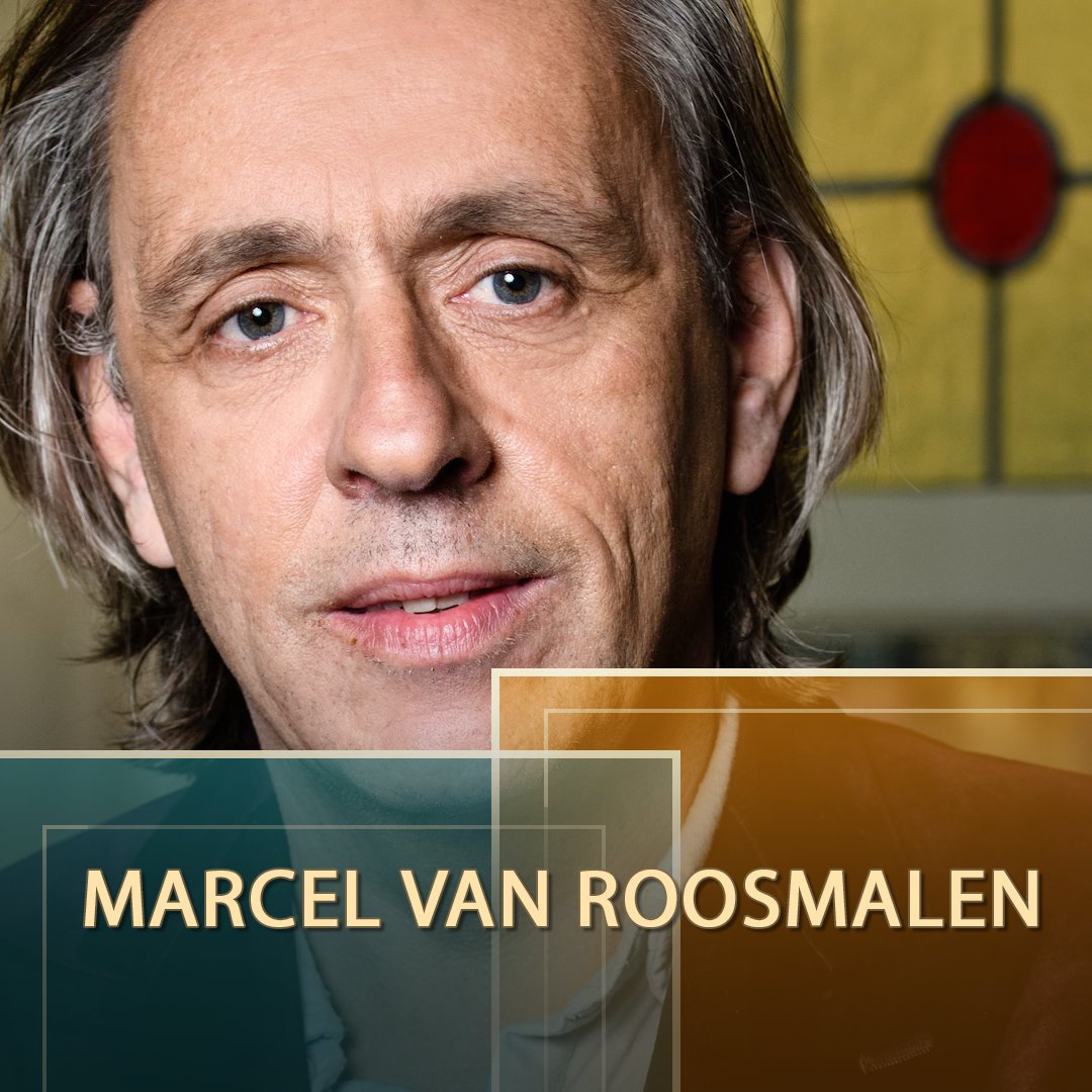CafeKockelmann's tweet image. Marcel van Roosmalen schuift aan over zijn politieke reportages van het jaar en of zijn rode hartje nog wel zo hard klopt als vroeger.
📺 Kijk vanavond naar Café Kockelmann om 22.20 uur op NPO 2. #WNL