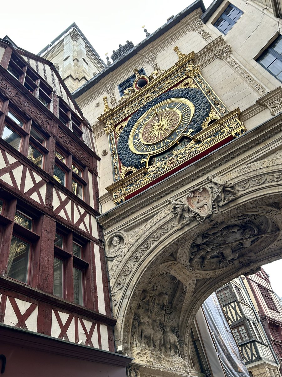 StJosephShrineD's tweet image. Update from our parish pilgrims on this glorious feast of the Most Sacred Heart of Jesus: Praying for all your intentions, dear friends, in Rouen where Joan of Arc received the crown of martyrdom. Visit to the stunning jewel of Chartres.