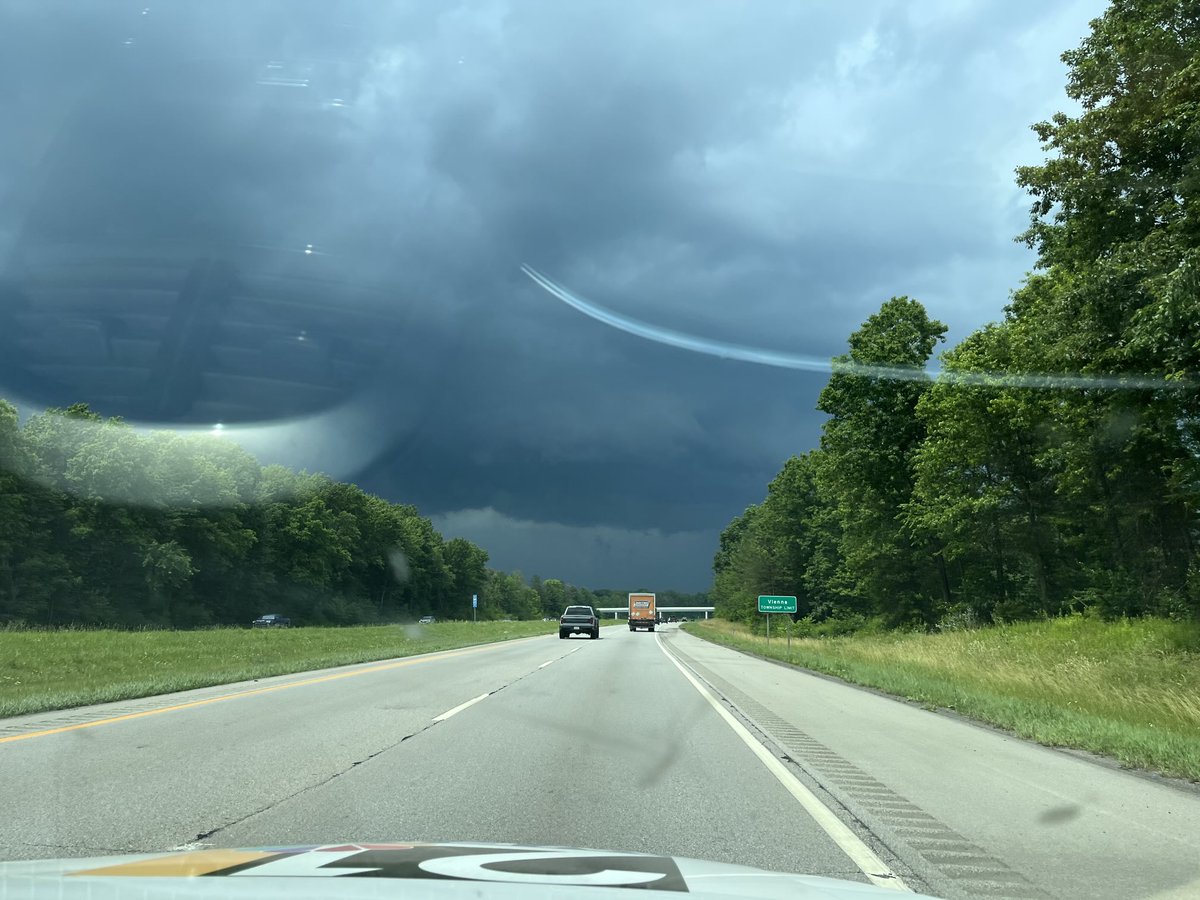 DanaBalash21's tweet image. .⁦@21WFMJ⁩ Threatening skies in Trumbull County