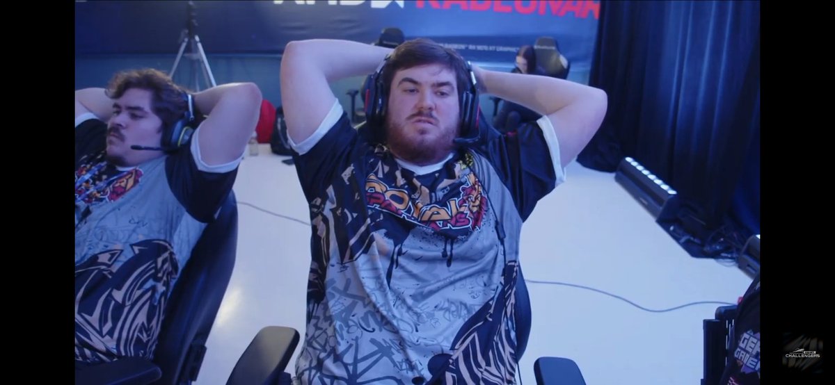 tuned in to the alpha stream after wiping the crusts out of my eyes and i see this <a href="/8Whiz/">Whiz</a> #greatness #gogetemtiger