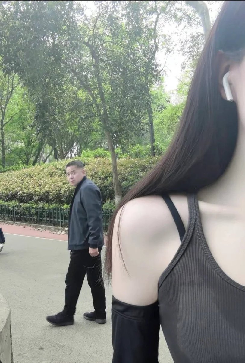 Ting Er (@fbxkx_m) on Twitter photo Someone secretly watched me take pictures. Exercise is not only for lines, but also for a sense of control and a stable mood☁️ Someone secretly watched me take pictures. Exercise is not only for lines, but also for a sense of control and a stable mood☁️